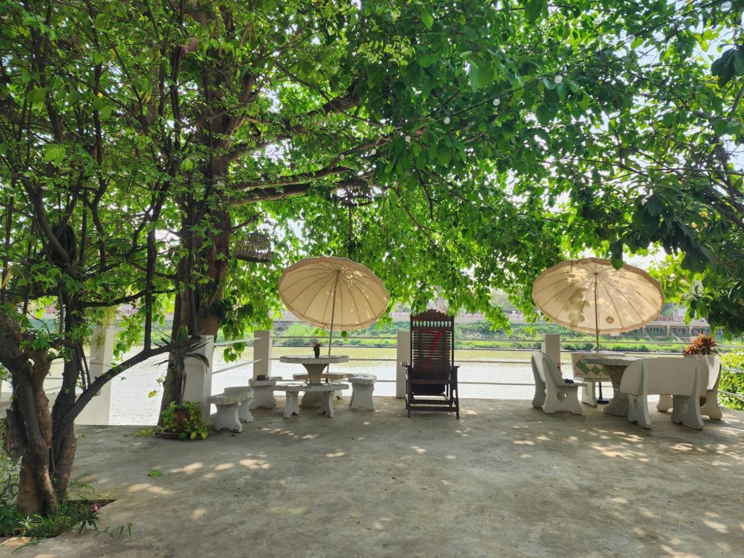 Loy Manee House Acomodação com café da manhã Phra Nakhon Si Ayutthaya Exterior foto