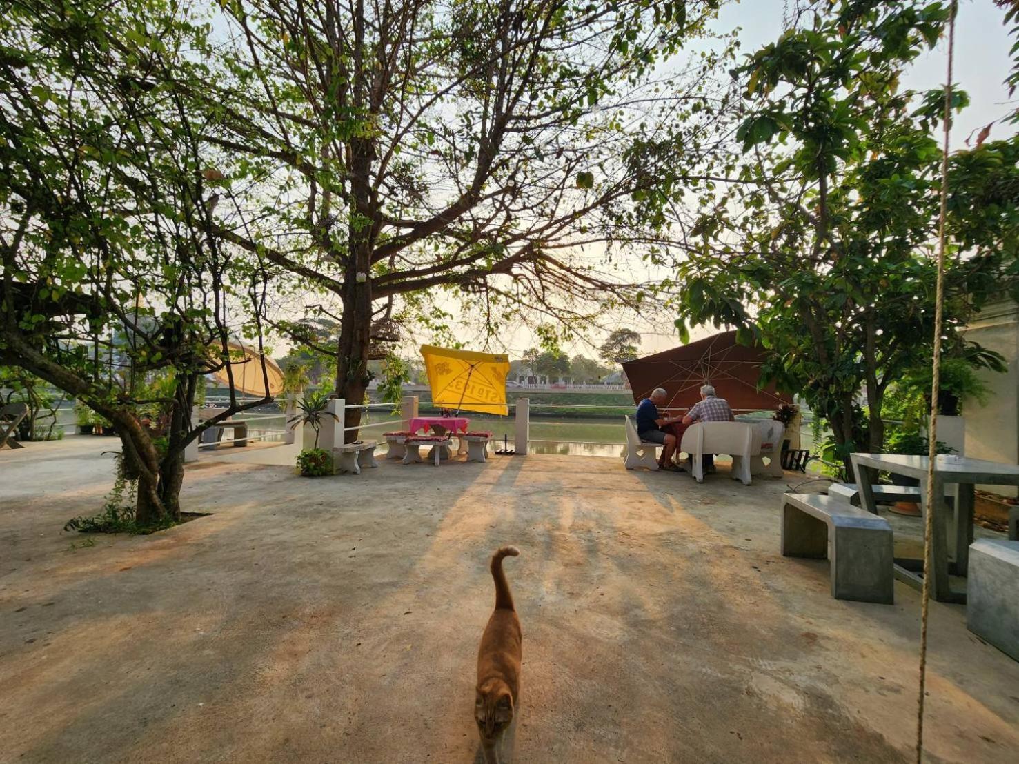 Loy Manee House Acomodação com café da manhã Phra Nakhon Si Ayutthaya Exterior foto