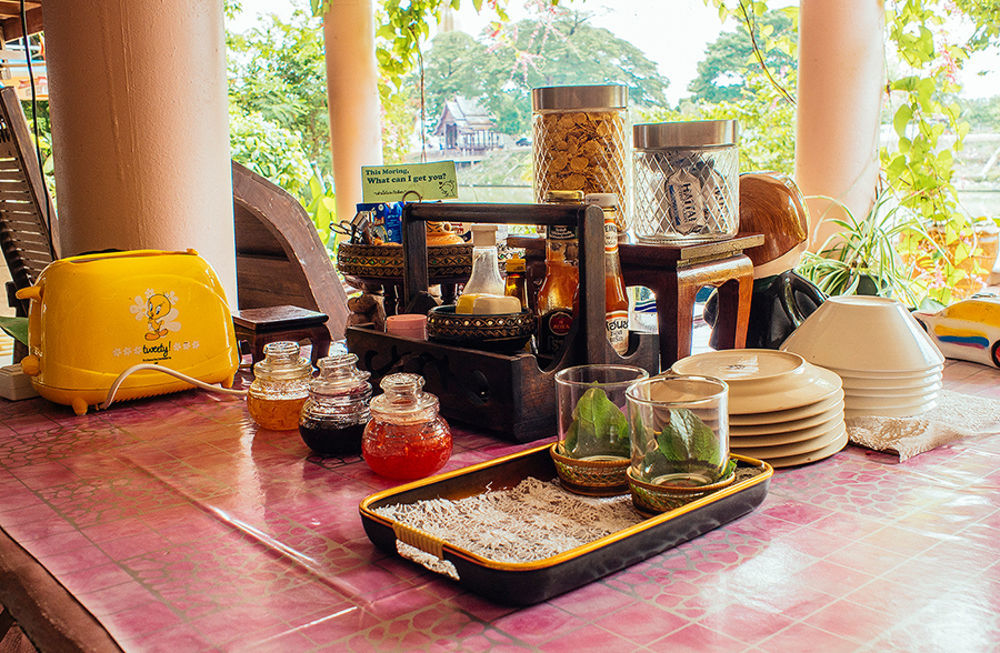 Loy Manee House Acomodação com café da manhã Phra Nakhon Si Ayutthaya Exterior foto